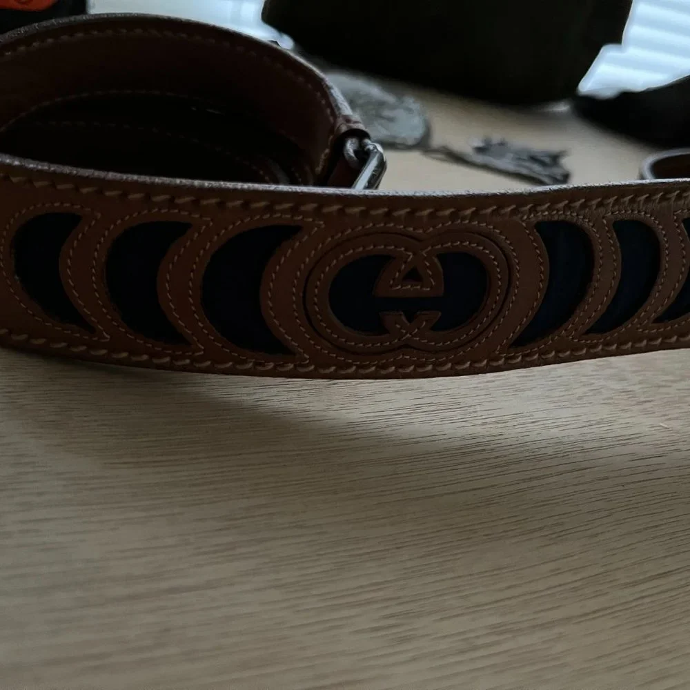 gucci belt, quiet luxury double wrap navy and leather (RARE!!) - Picture 7 of 10